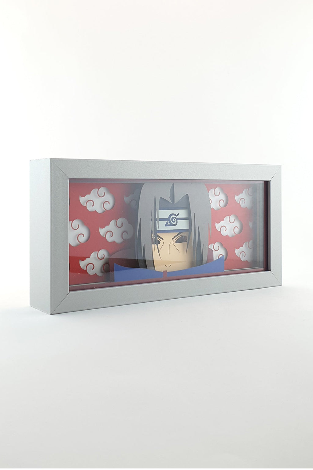 3D Itachi Ahşap Katmanlı Anime Işık Kutusu – LED Dekor & Gece Lambası