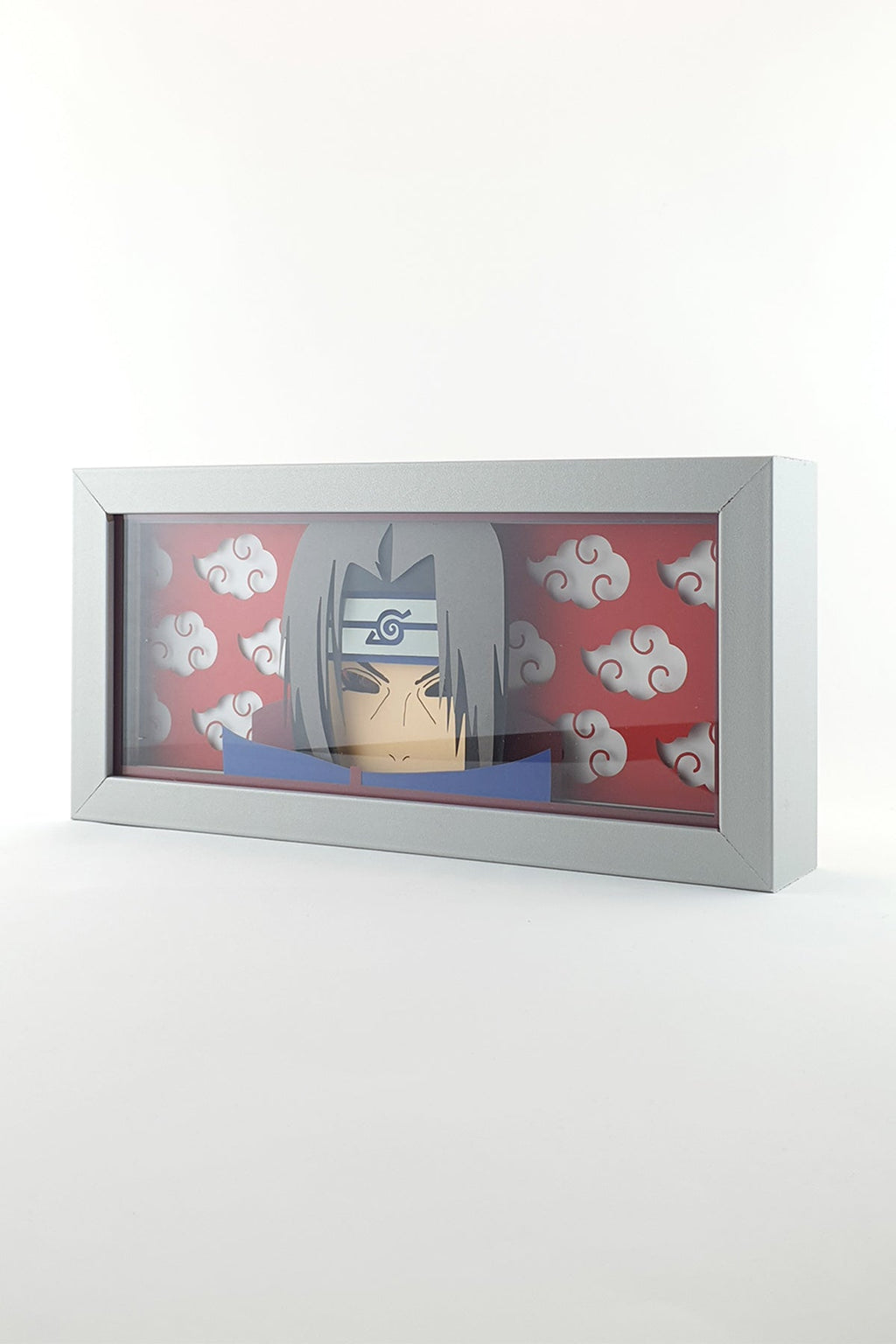 3D Itachi Ahşap Katmanlı Anime Işık Kutusu – LED Dekor & Gece Lambası