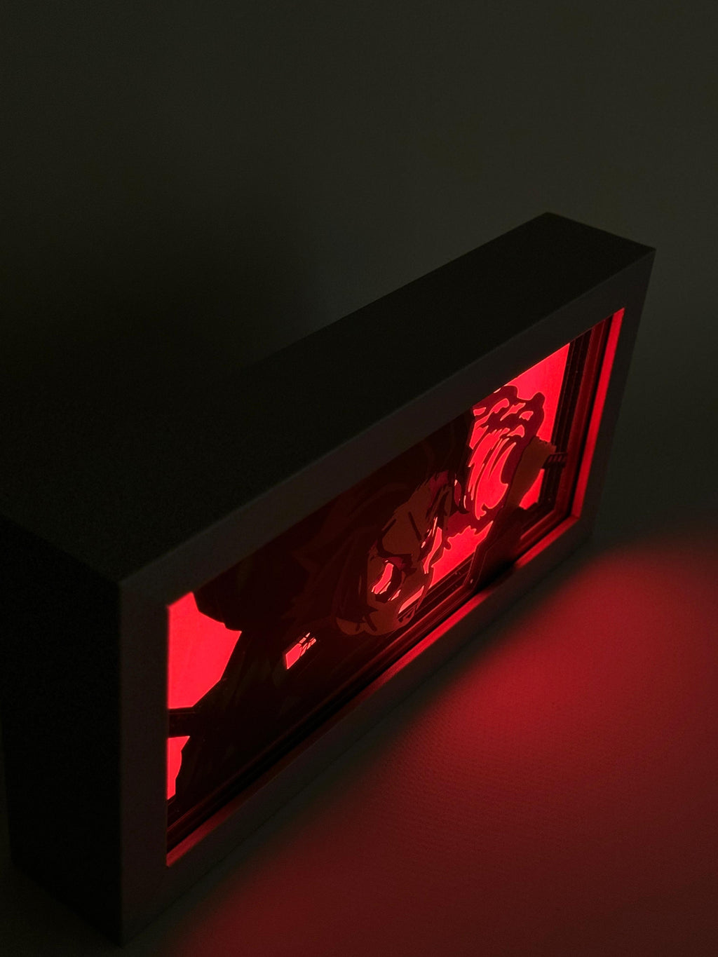 3D Tanjiro Ahşap Katmanlı Anime Işık Kutusu – LED Dekor & Gece Lambası