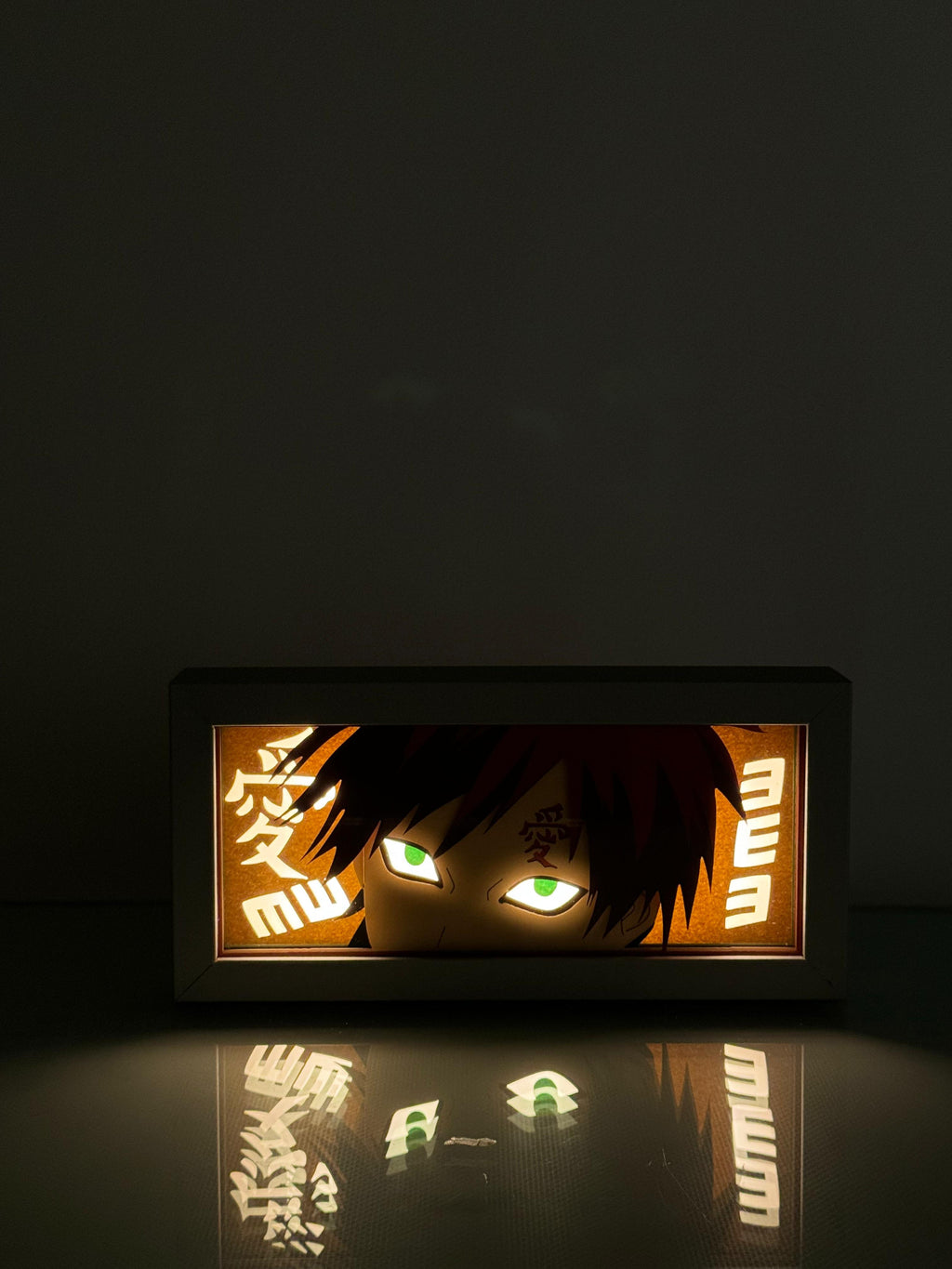 3D Gara Ahşap Katmanlı Anime Işık Kutusu – LED Dekor & Gece Lambası